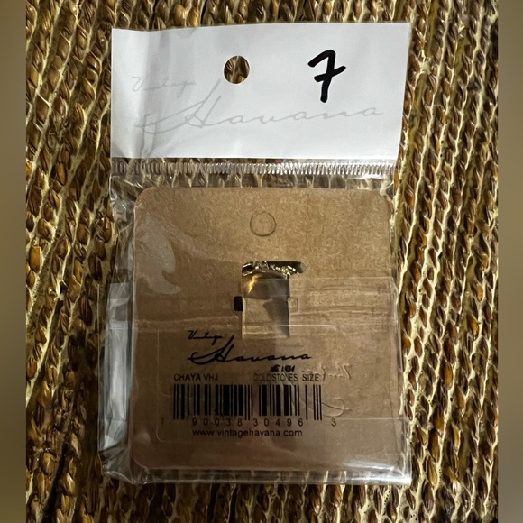 Vintage Havana Chaya Rhinestone Ring - Picture 7 of 7